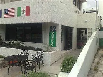Hostel Mundo Maya Cancun